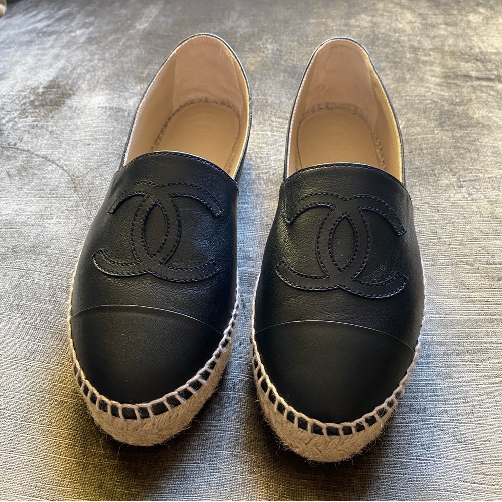 ✨BRAND NEW ✨💯% AUTHENTIC CHANEL ESPADRILLES